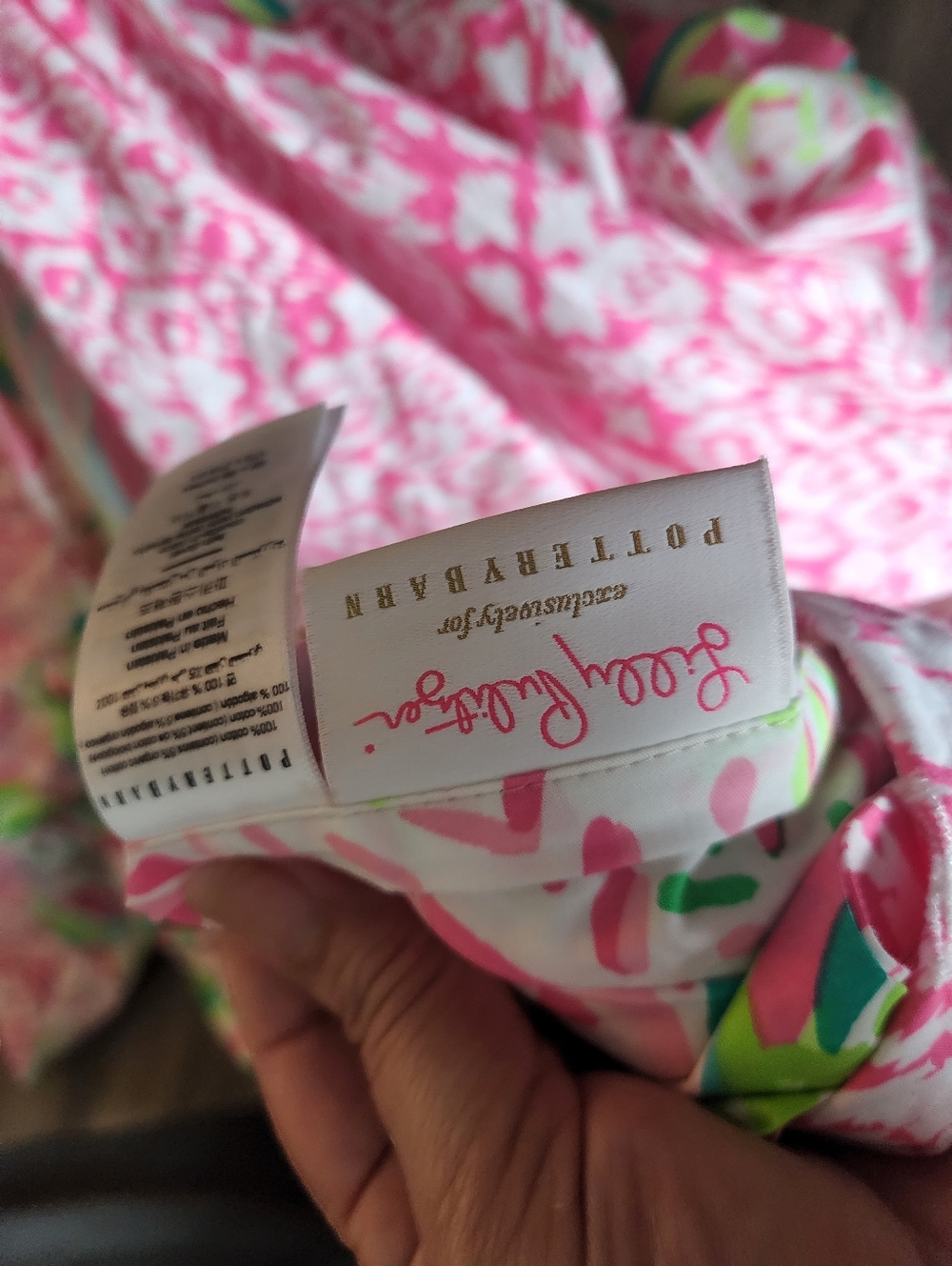 Lilly Pulitzer Pink & Green Tropical Print Quilt Cover by Pottery Barn - Picture 9 of 9